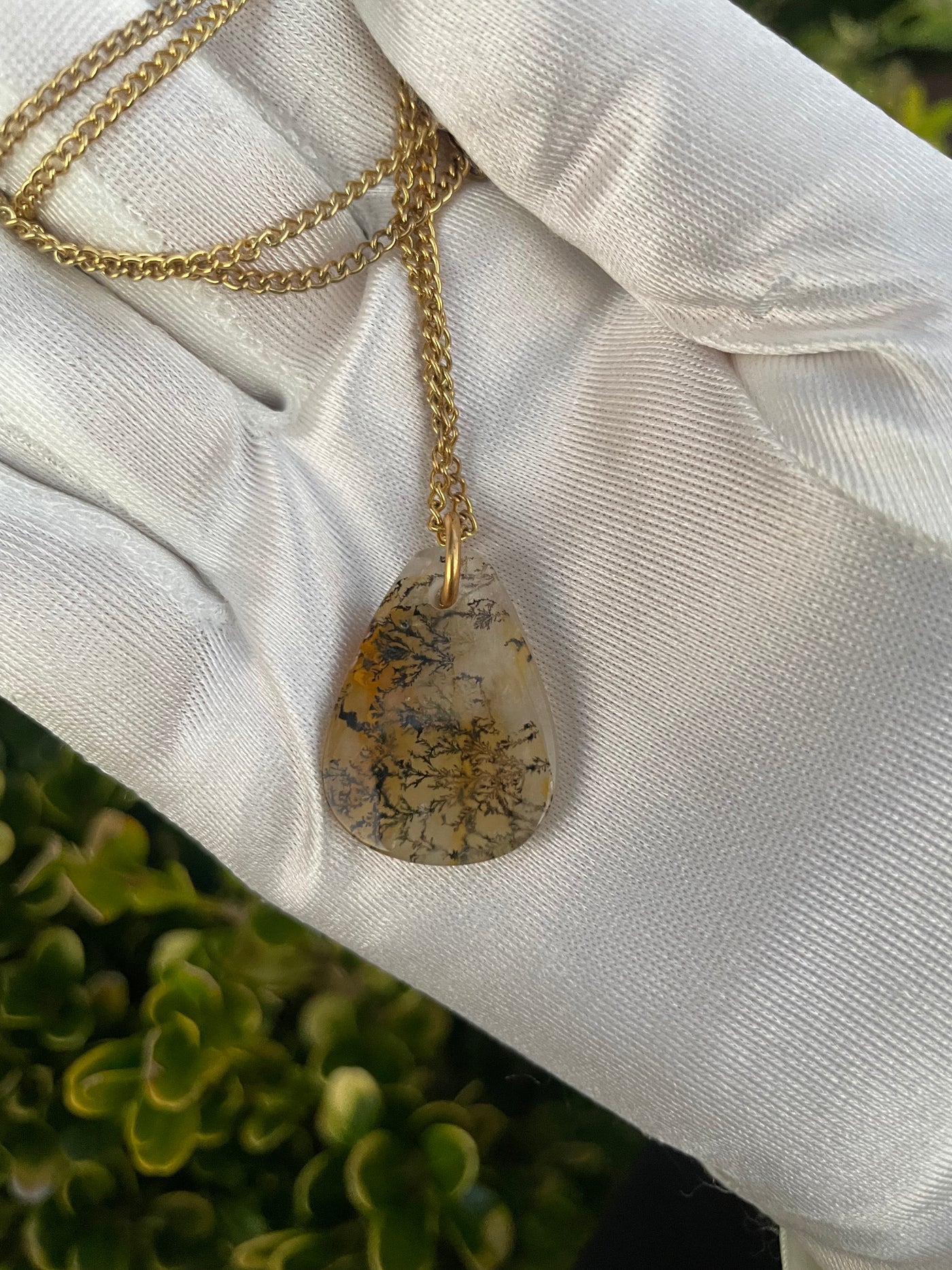Dendrites in Quartz Pendant